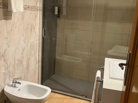 埃尔楚拉酒店主图