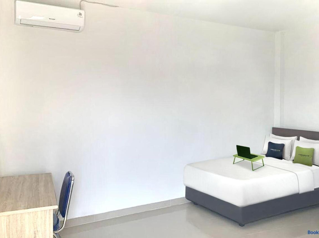 Urbanview Hotel Juanda Kota Agung by RedDoorz