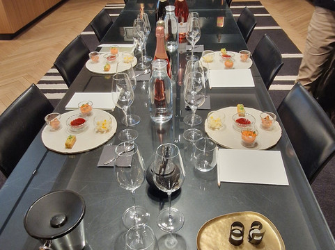 Champagne Taittinger-兰斯必去景点