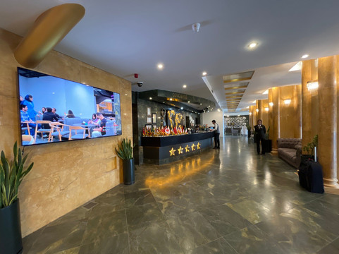 设拉子chamran酒店主图