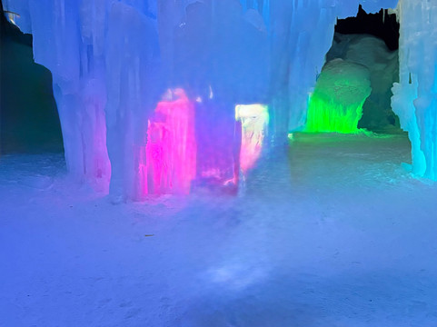 Ice Castles-Woodstock必去景点