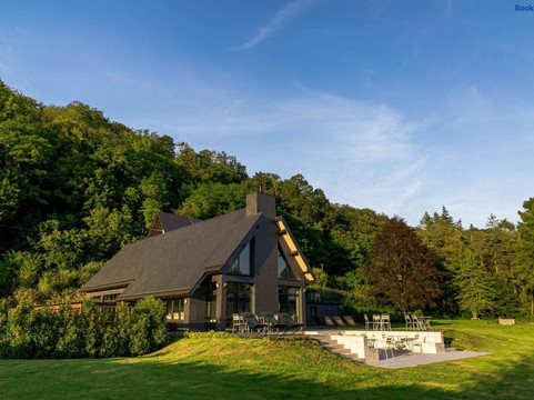 Les Sources du Val主图