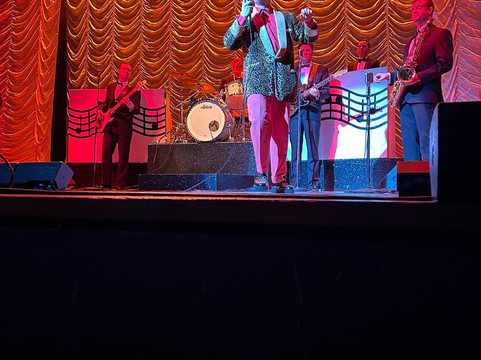 PLAYHOUSE-惠特利湾必去景点