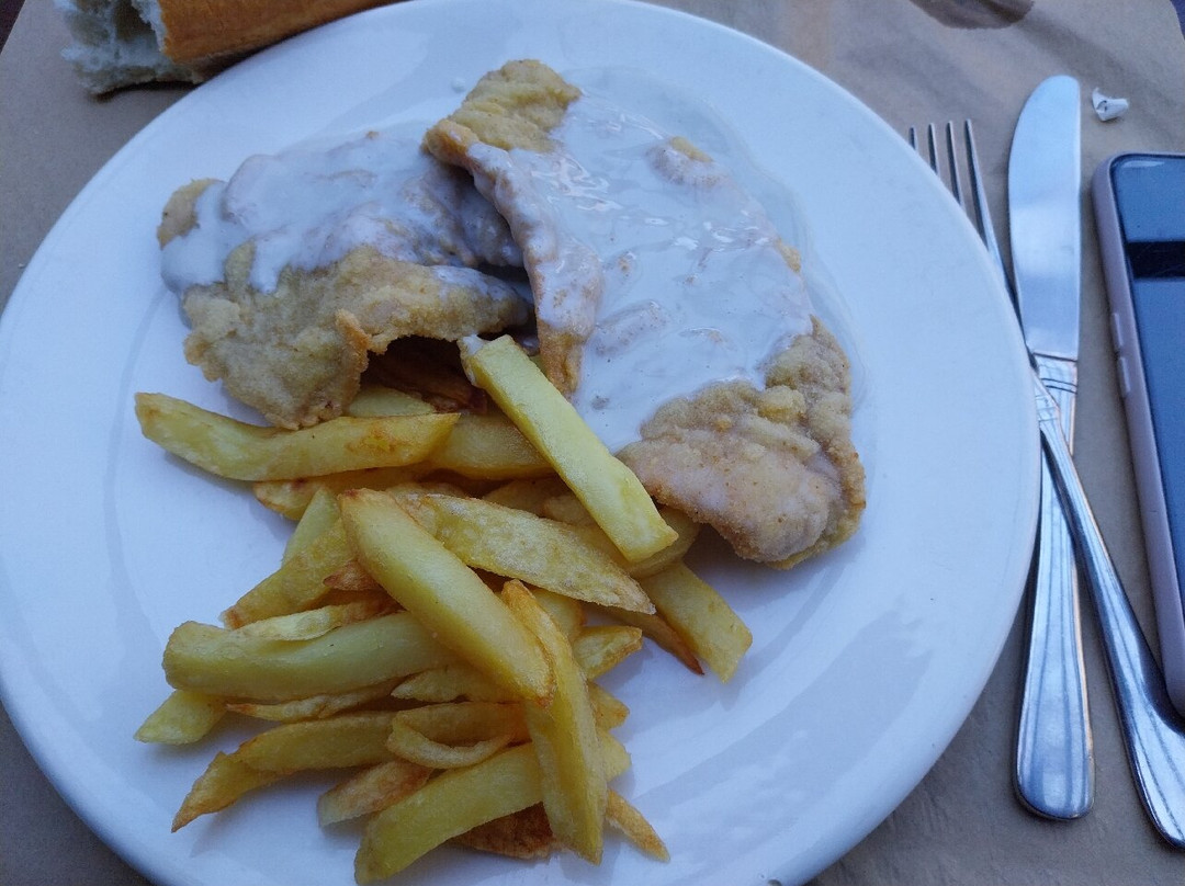 厄尔瑞皮拉酒店主图