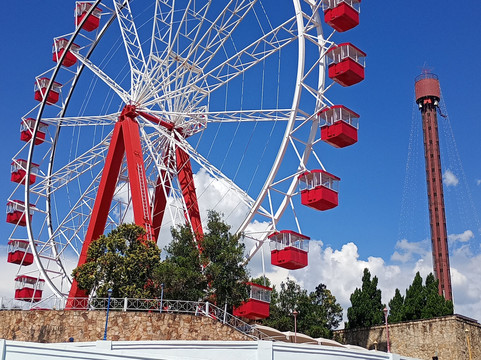 Hopi Hari-维涅杜必去景点