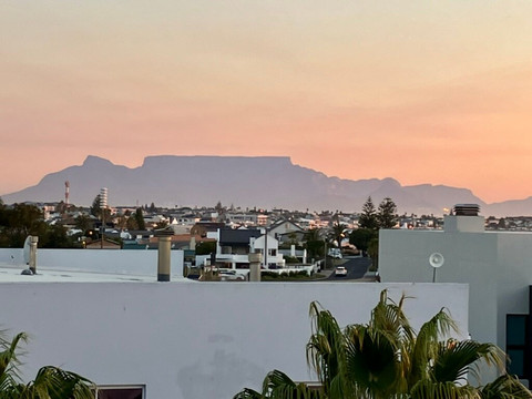 克拉梅尔克波丝酒店主图