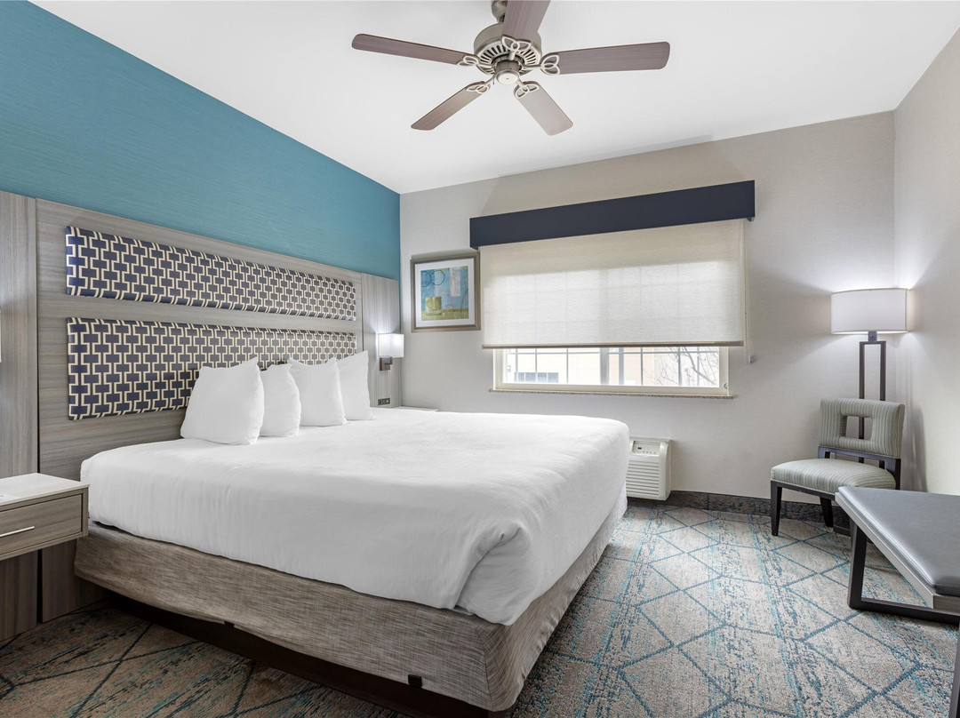 Buttonwillow酒店住宿-Best Western Plus Wasco Inn & Suites