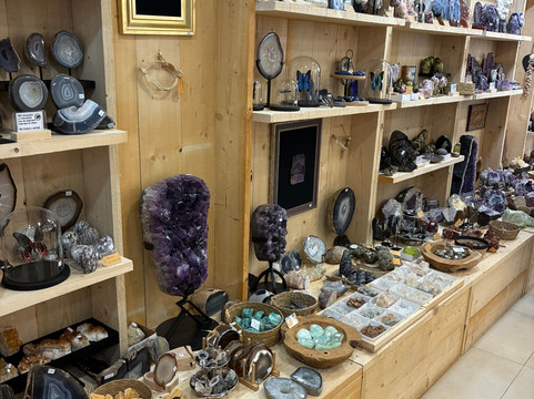 GeoRockShop aan Zee-Egmond aan Zee必去景点