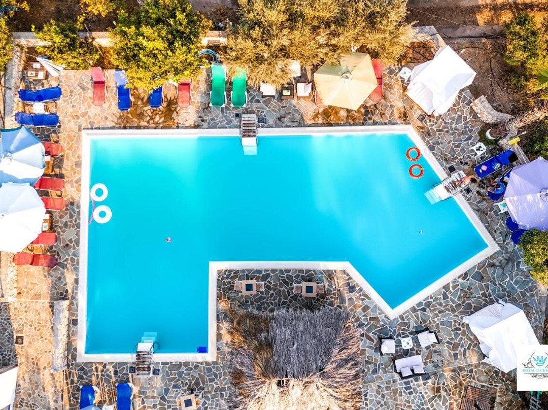 Royal Club Hotel