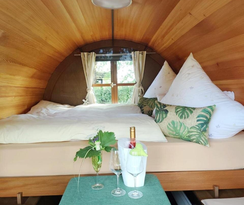 Der Kirschberghof Weinfass-Lodge