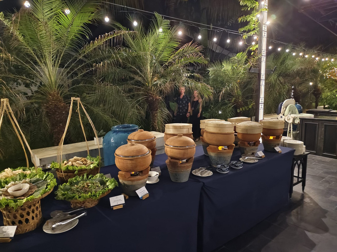 会安布利斯海滩度假村及康体中心主图