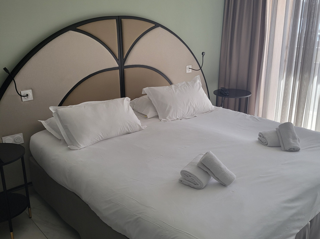 皮耶塔餐厅与水疗酒店主图