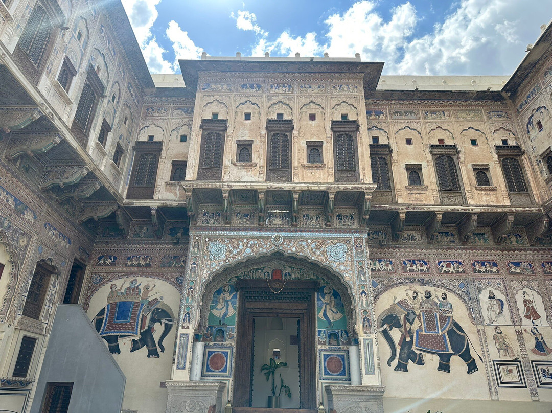 曼达瓦的Gulab Haveli – IHCL臻选