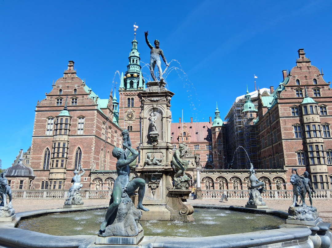 Frederiksborg Castle-希勒洛必去景点