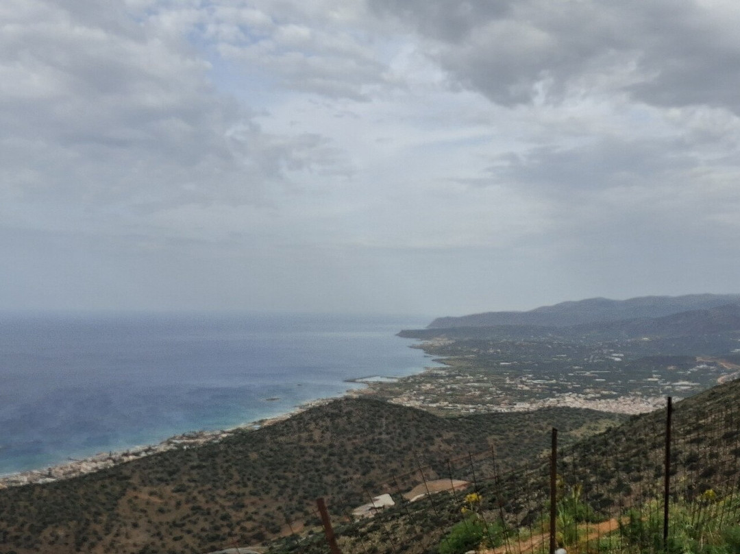 Cretan Tuk Tuk Tours-Piskopiano必去景点
