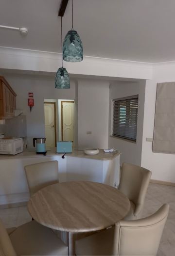 Spacious 4 Bedroom Villa, Private Pool, Free Air Conditioning and Wifi-客卧