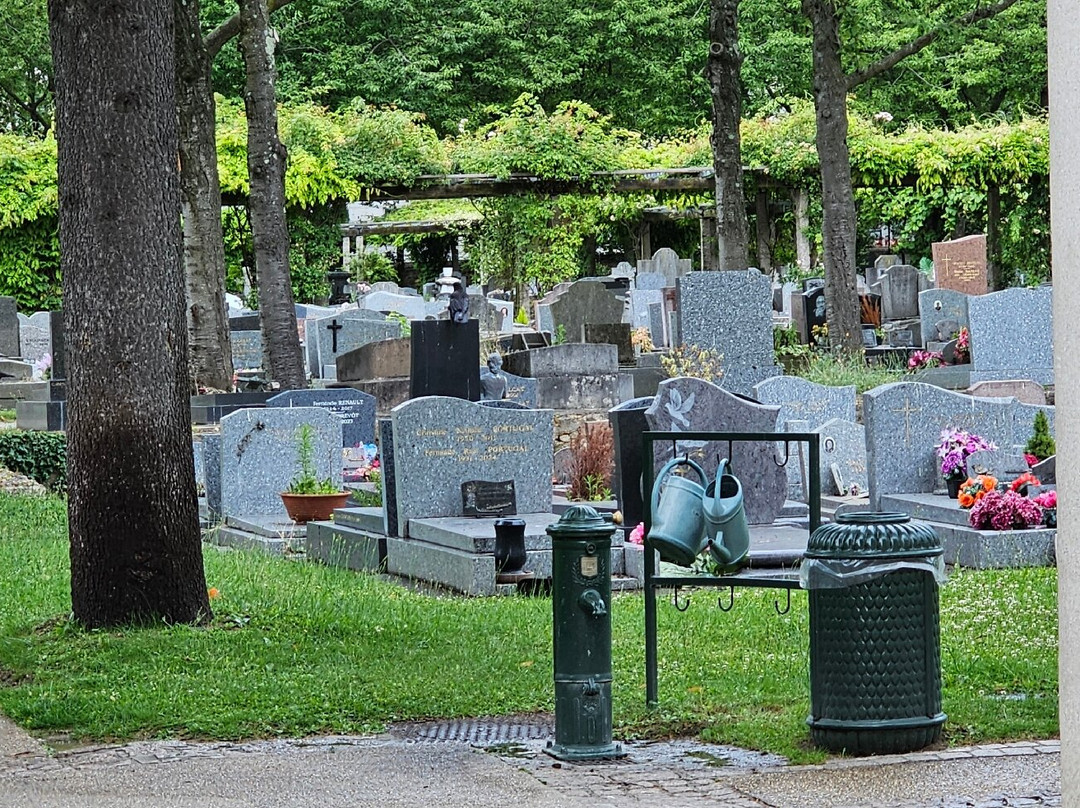 Cimetière de Puteaux-Nanterre必去景点