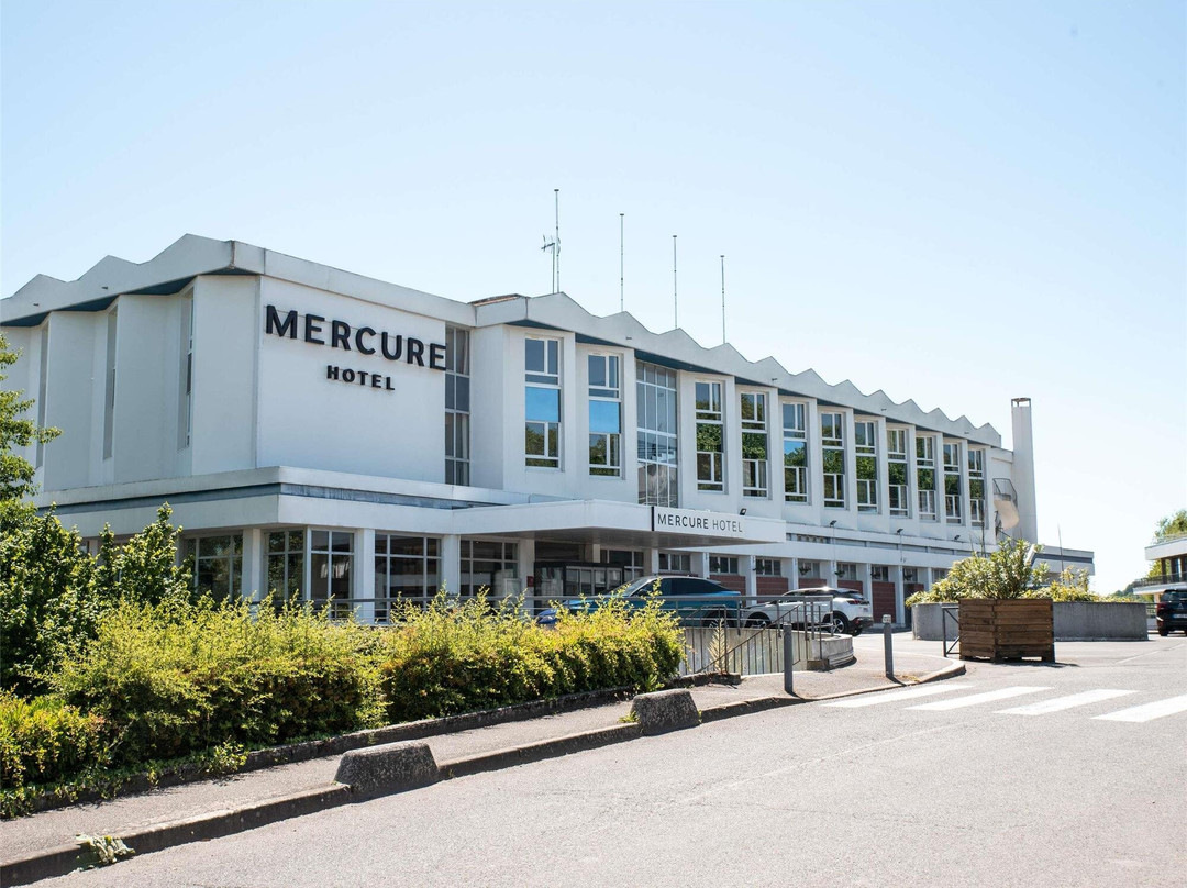 Sermoise-sur-Loire酒店住宿-水星内福尔卢尔桥酒店