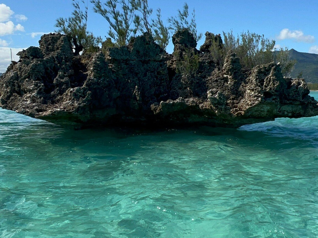 水晶石-莫纳山必去景点