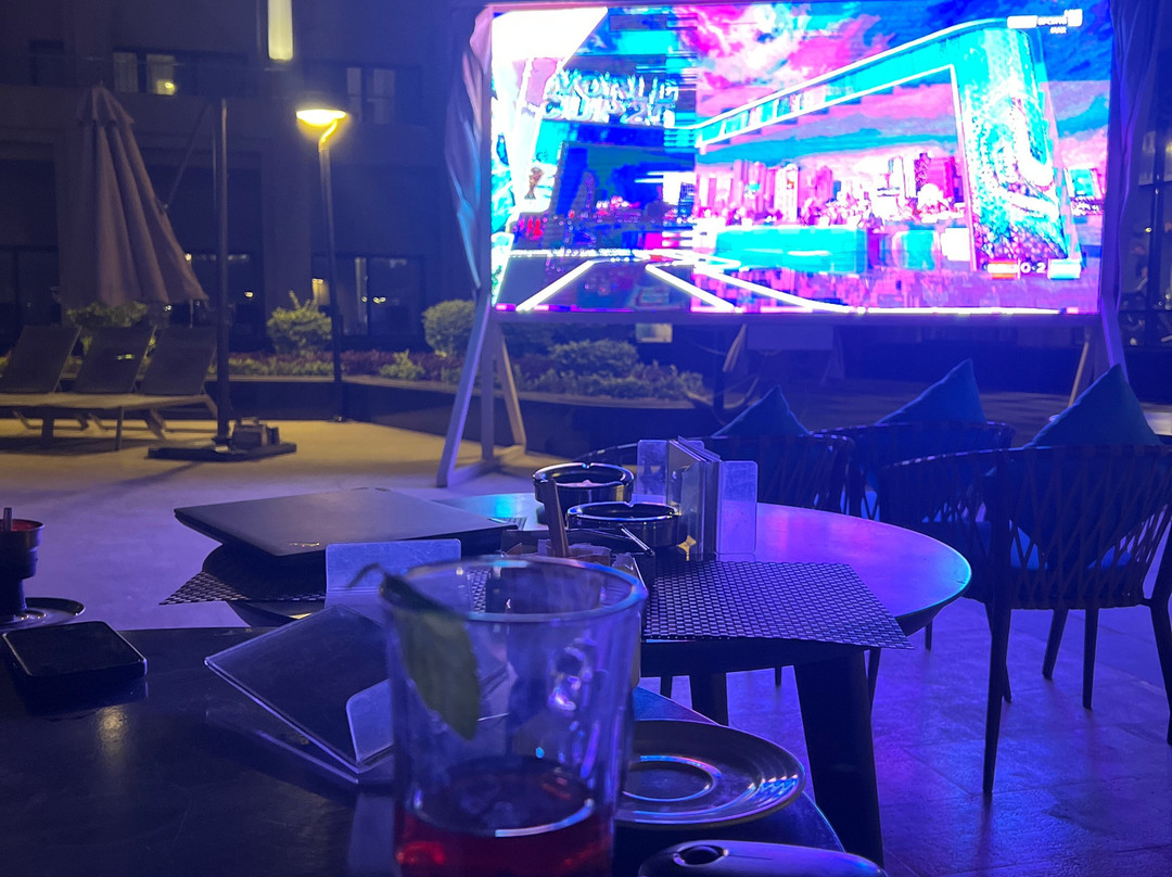 凯旋豪华酒店主图