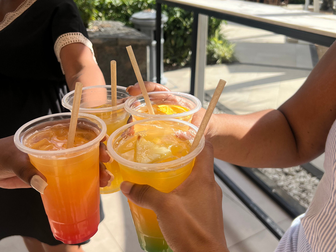 海洋溪海滩酒店主图