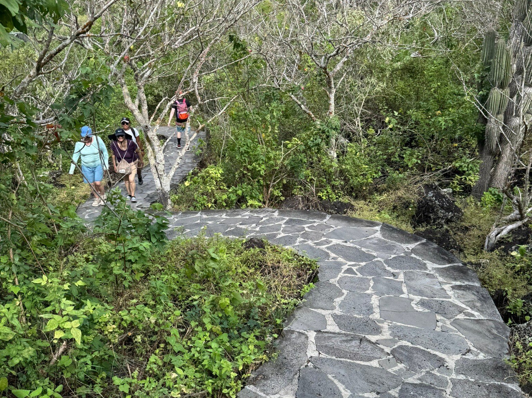 Cerro Tijeretas-Puerto Baquerizo Moreno必去景点