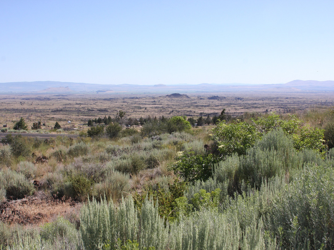 Lava Beds National Monument-Tulelake必去景点