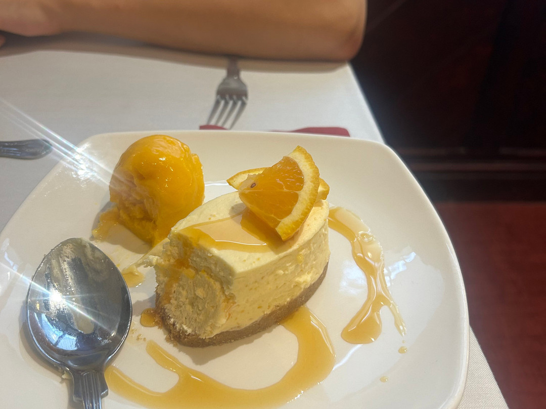 雅顿酒店及休闲俱乐部主图