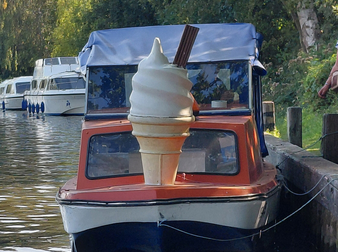 Broads Tours River Trips-罗克瑟姆必去景点