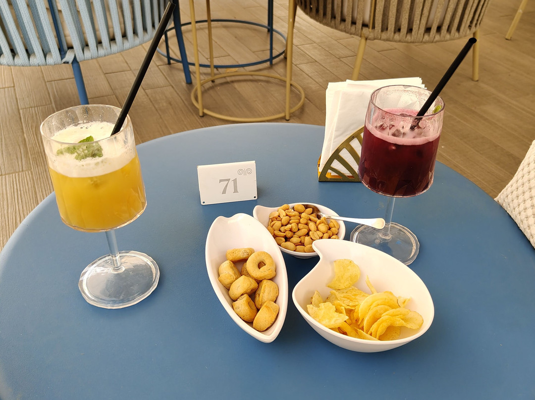 索尔斯温泉酒店主图