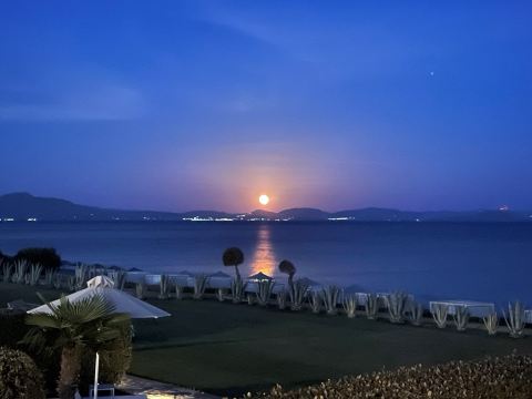 梅尔吉欧专属住宅套房酒店-旅行者