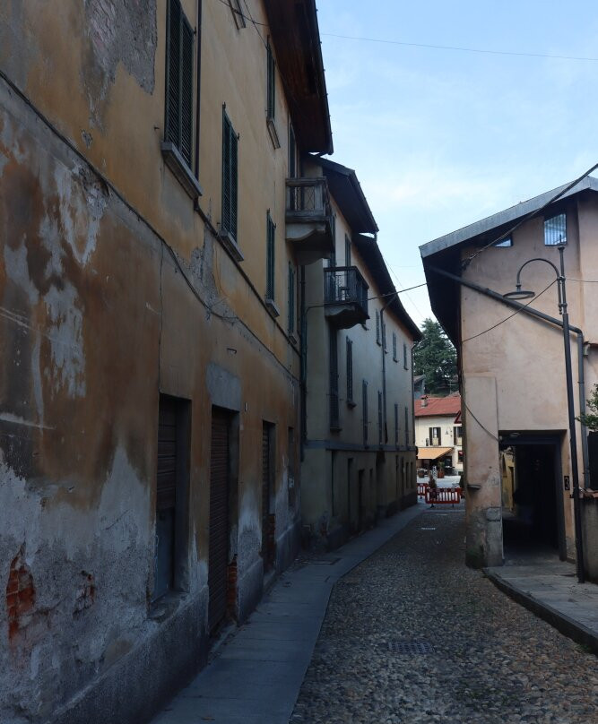Via Cavour-Castiglione Olona必去景点