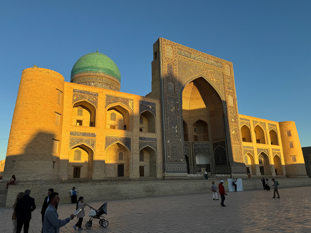Mir-i-Arab Madrasa-布哈拉必去景点