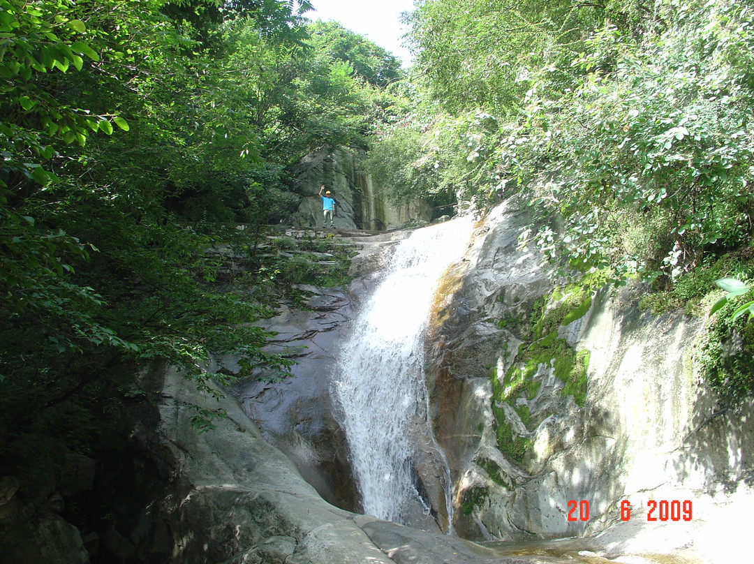 秦岭九龙潭风景区-西安市必去景点