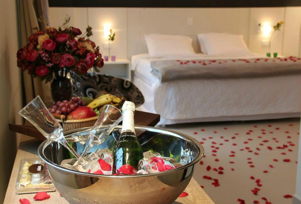 Golden Plaza Hotel-官方
