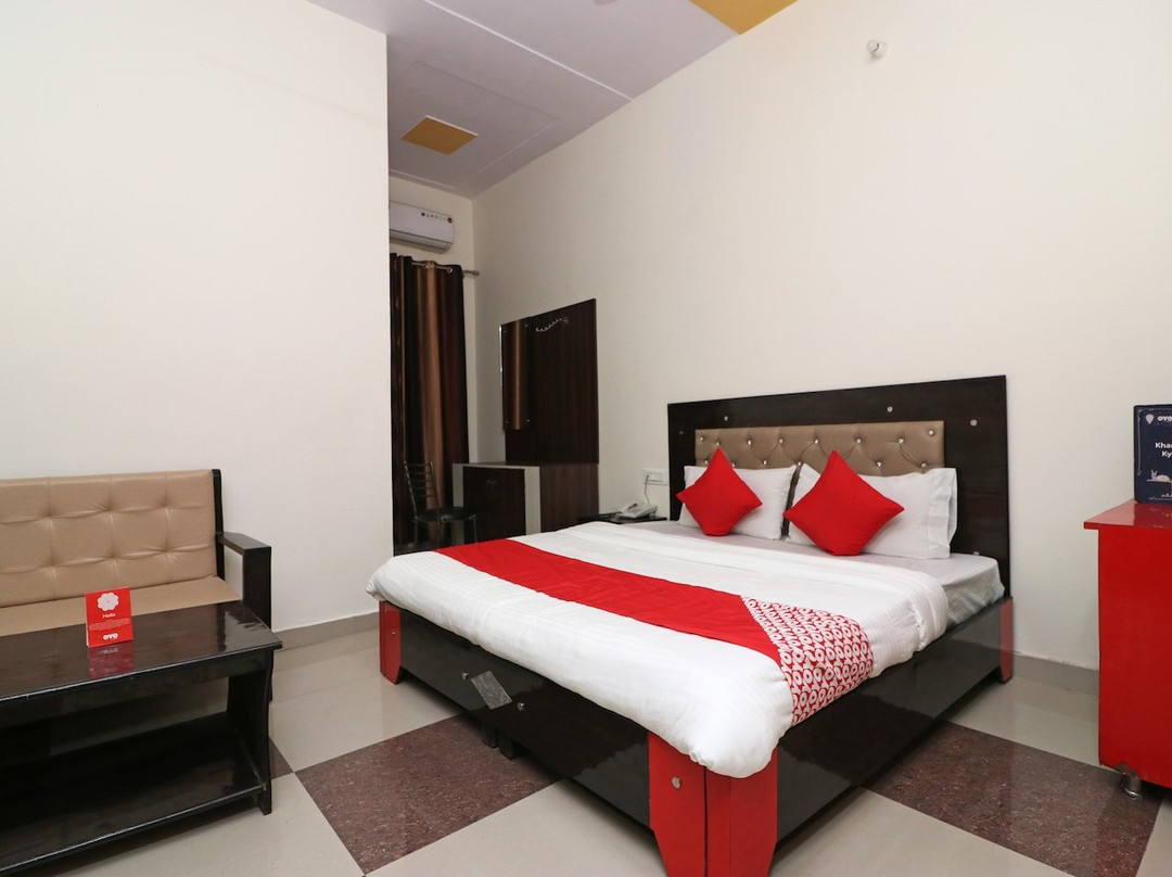 OYO 23490 River Resort