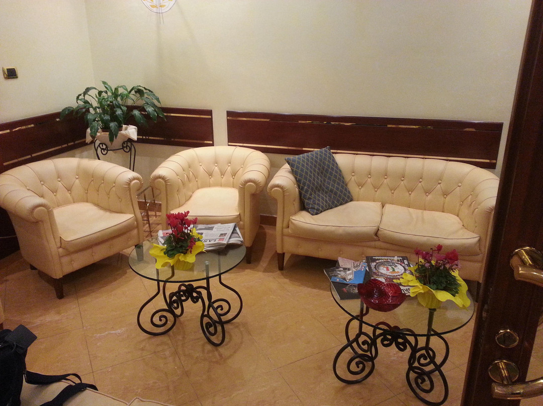 拉诺齐酒店主图