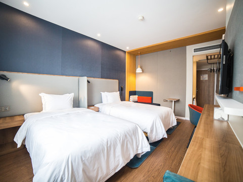 南京玄武湖智选假日酒店主图