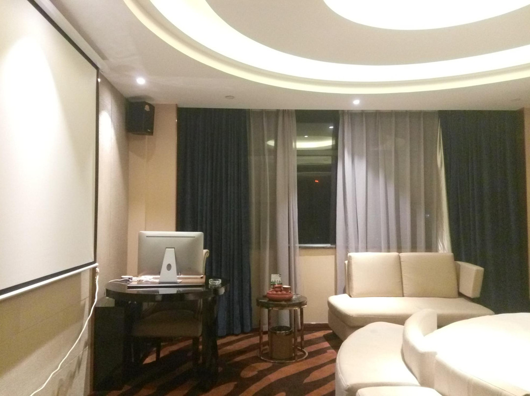 菲尼斯卡骑士酒店