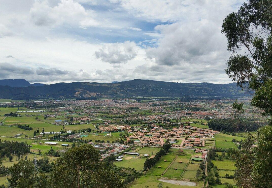 Mirador La Cumbre Altos de Paito Cajica Colombia景点图片