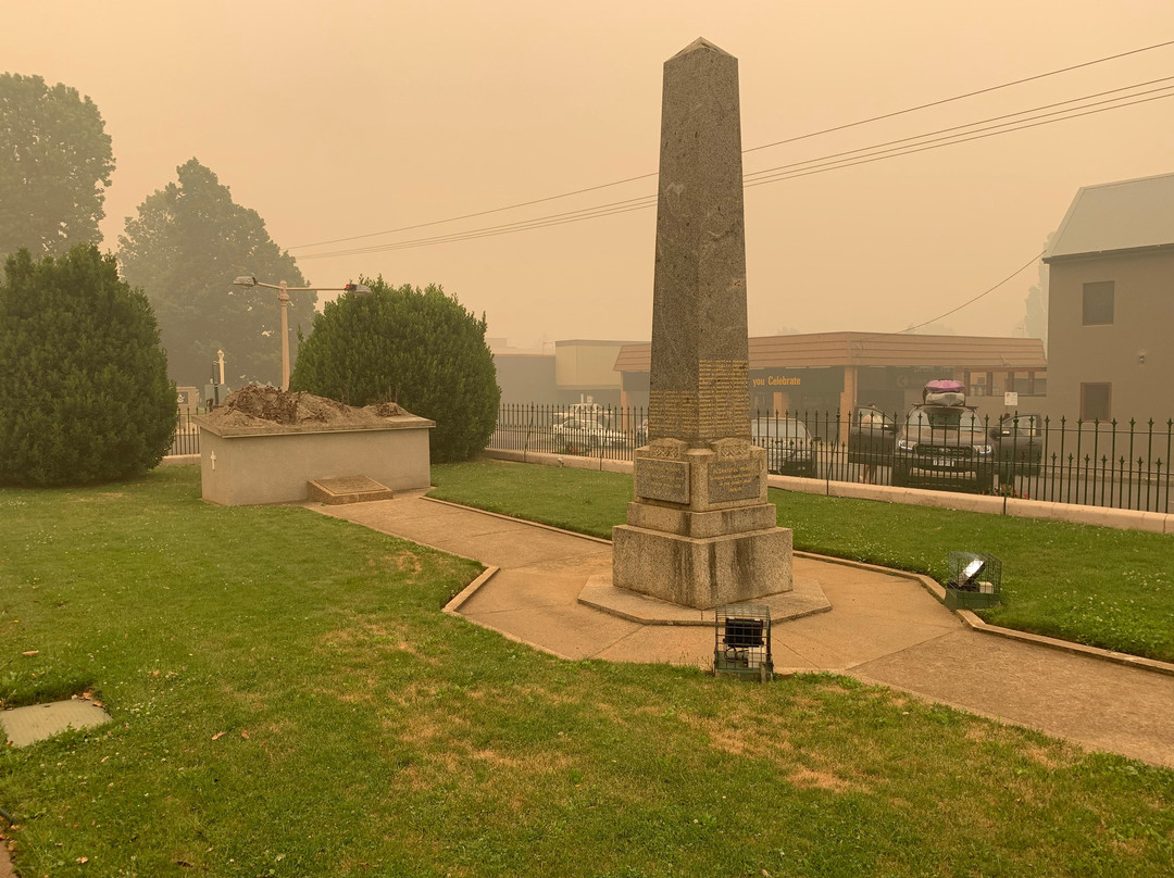 The Cooma Cenotaph景点图片