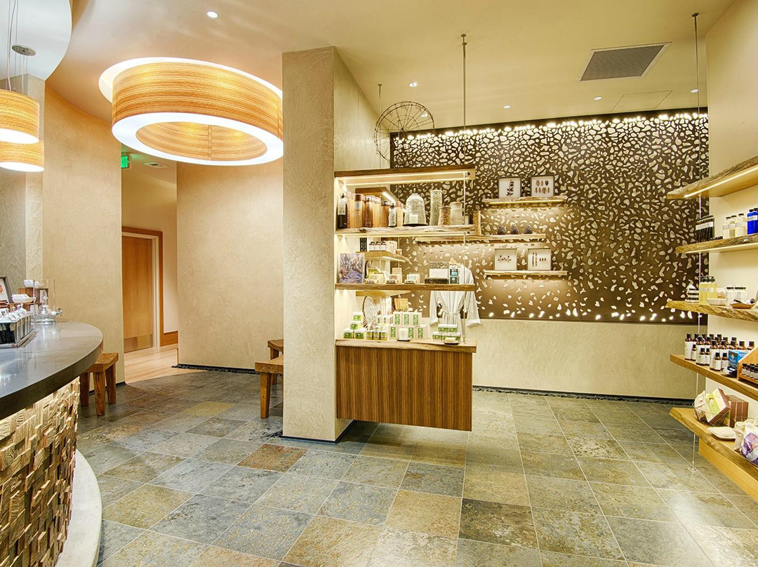 得梅因旅游景点-The Spa at Cedarbrook