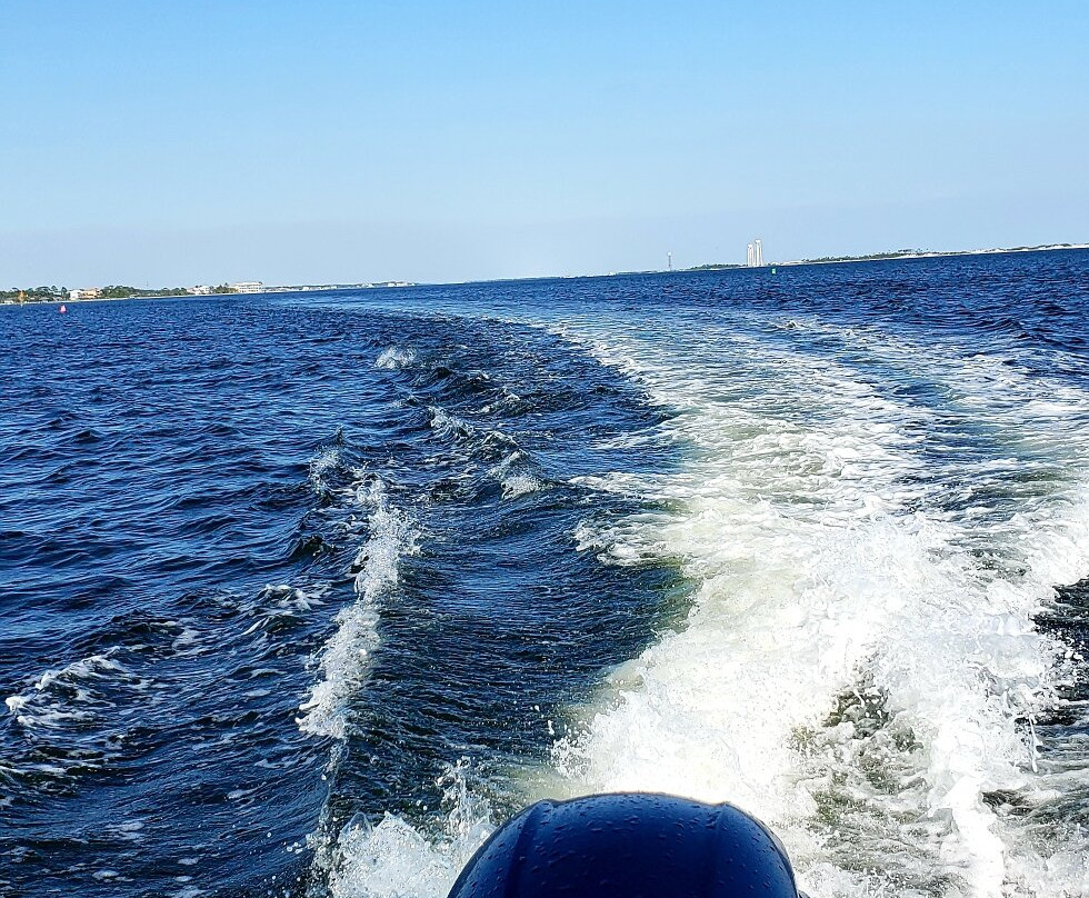 Navarre Beach Pontoon Rentals-纳瓦拉必去景点