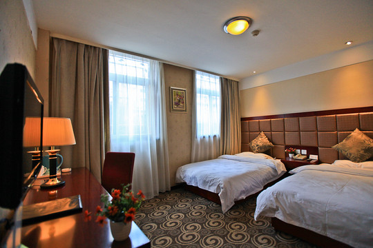 IU酒店(西安钟鼓楼回民街店)主图