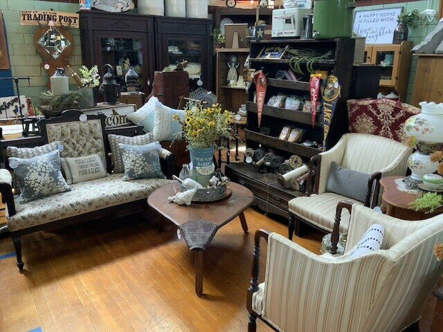 Off The Hinge Antiques
