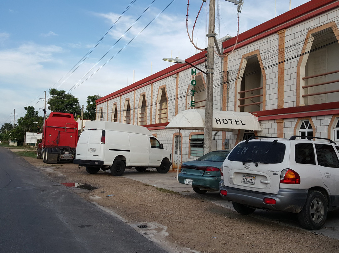 Hotel Laguna Encantada