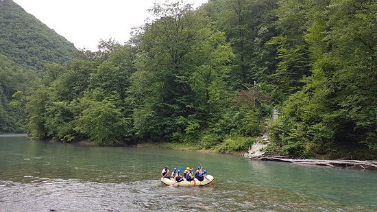 Tara Canyon Raft景点图片