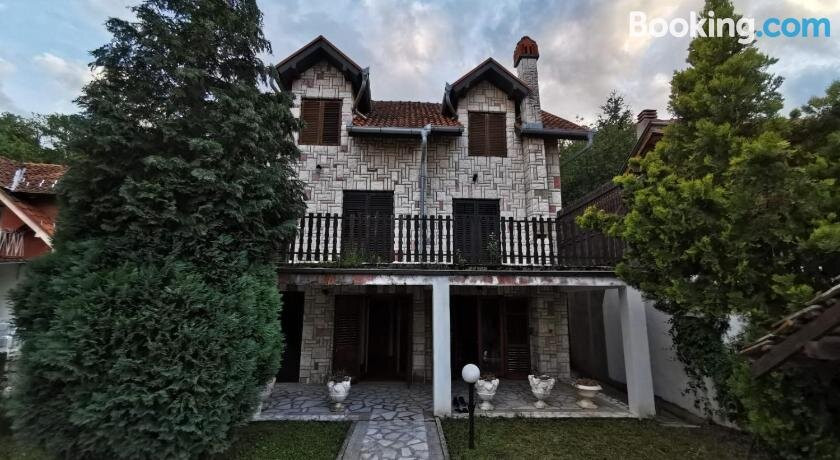 Vila Mirjana