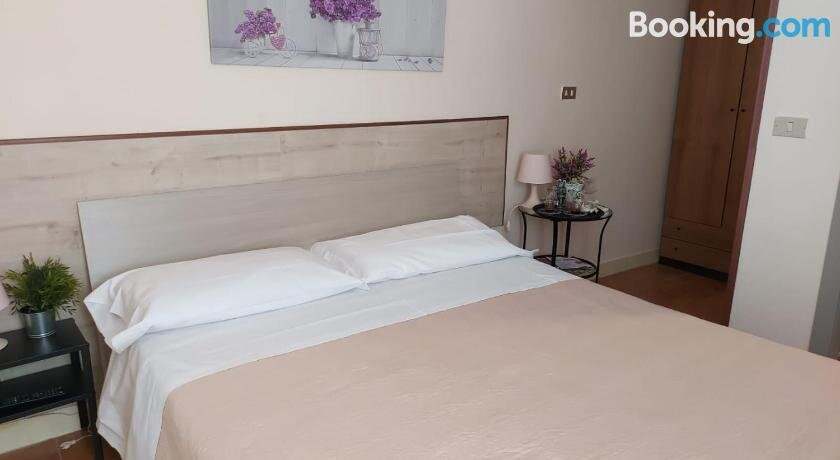 Albergo Ristorante Bar Pizzeria La Lanterna主图
