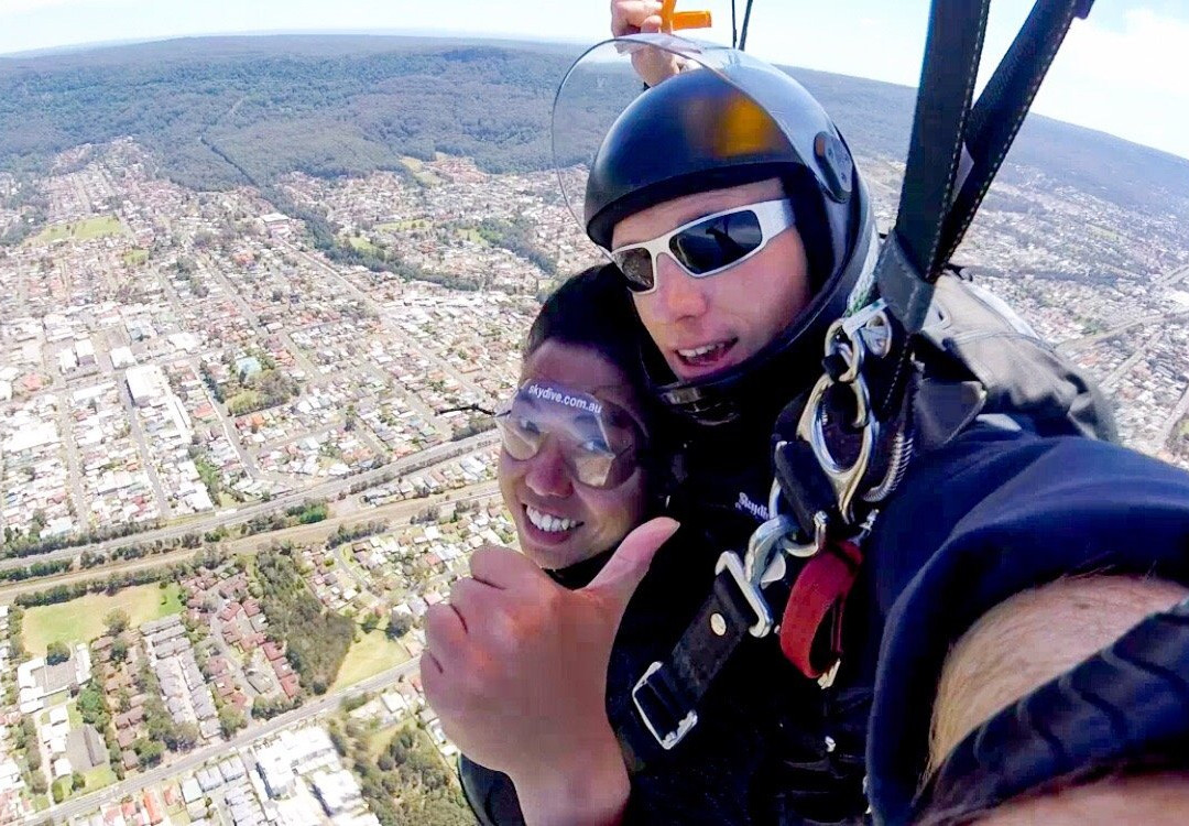 悉尼海滩跳伞-卧龙岗市必去景点